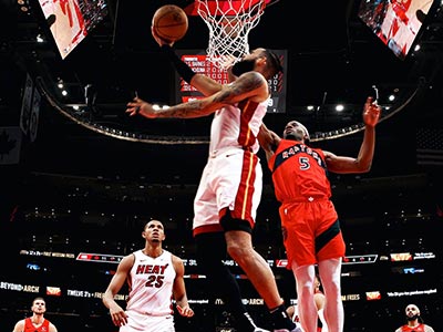 WNBA洛杉矶火花vs拉斯维加斯王牌直播